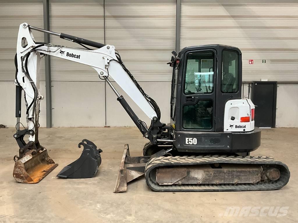 Bobcat E 50 EM Мини екскаватори < 7 т