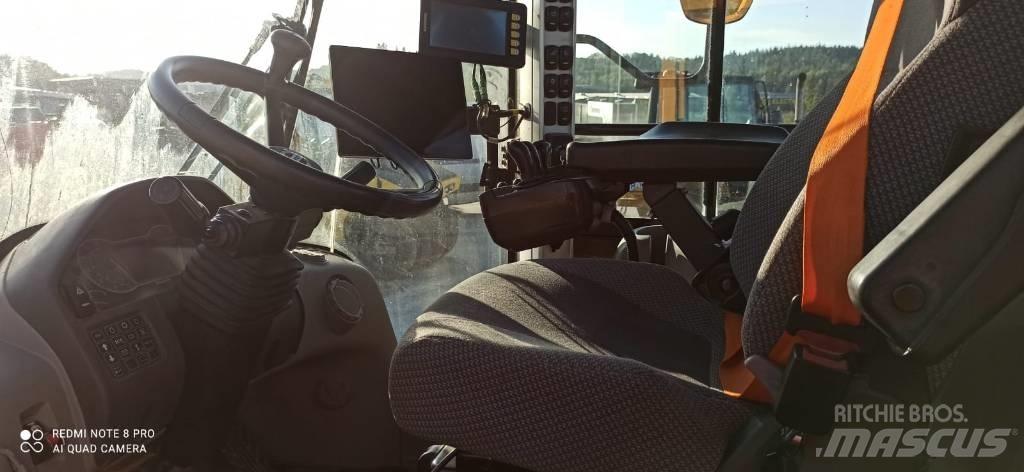 Volvo L 120 H Колесни товарачи