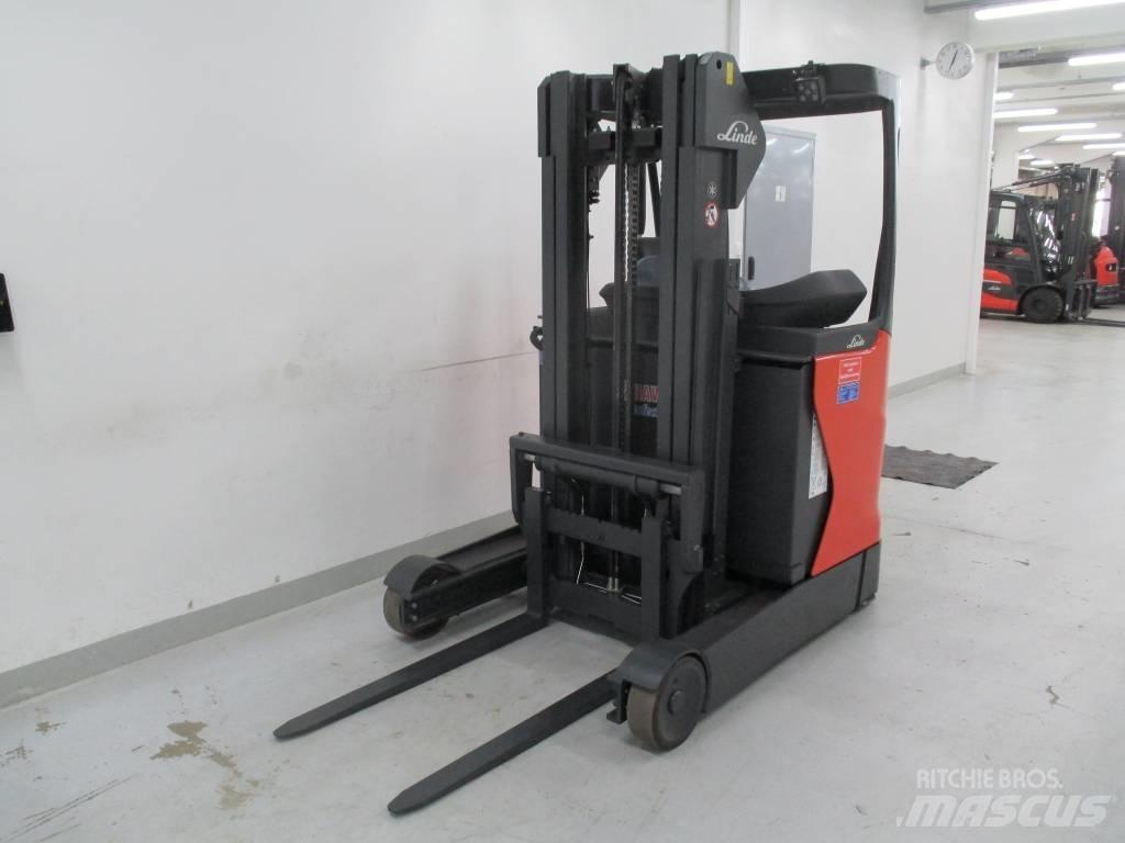Linde R14 Ретрак/ Високоповдигач с изместване на вилката напред