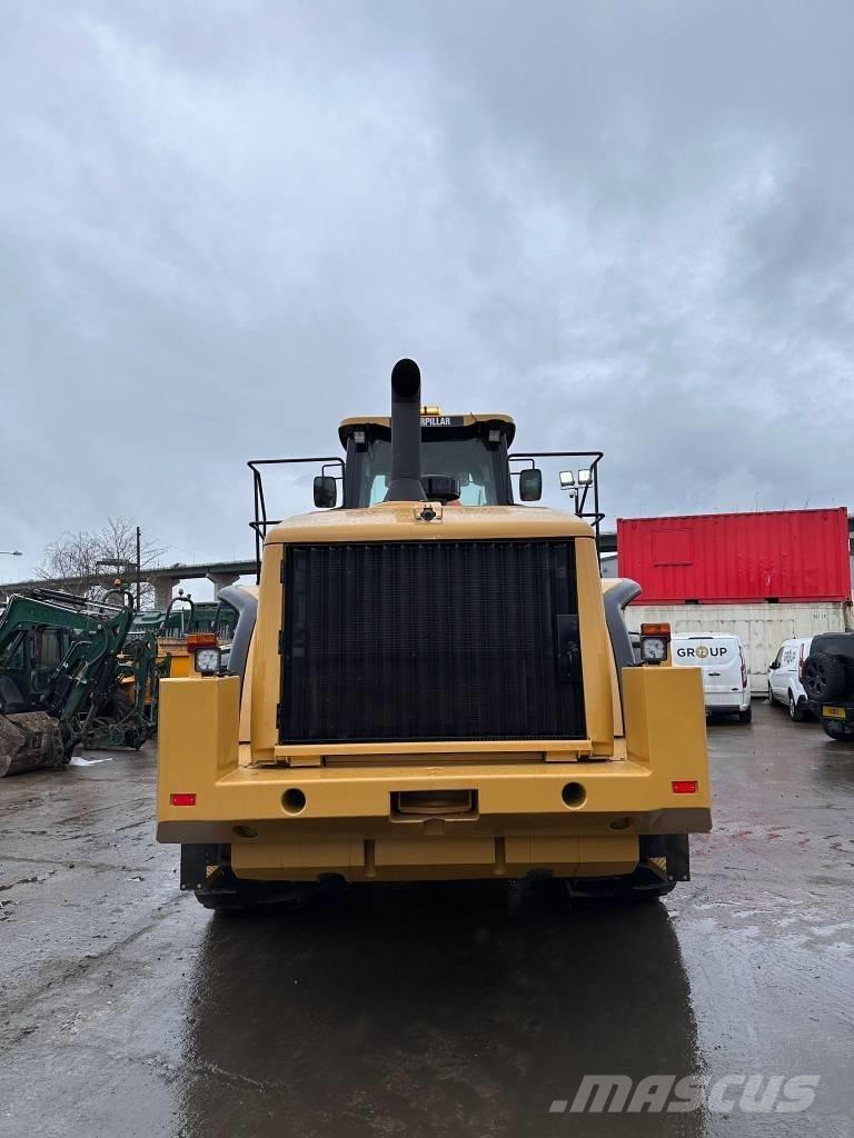CAT 980H Колесни товарачи