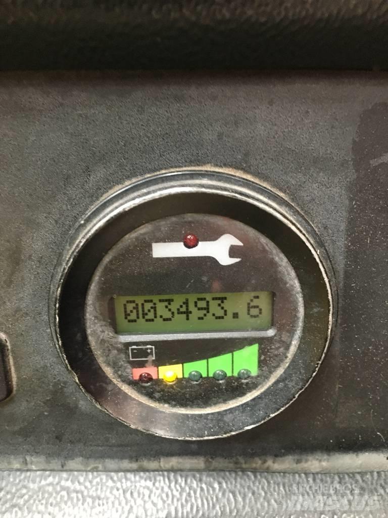 Hyster R30XMF2 Машини за комисиониране високоповдигачи