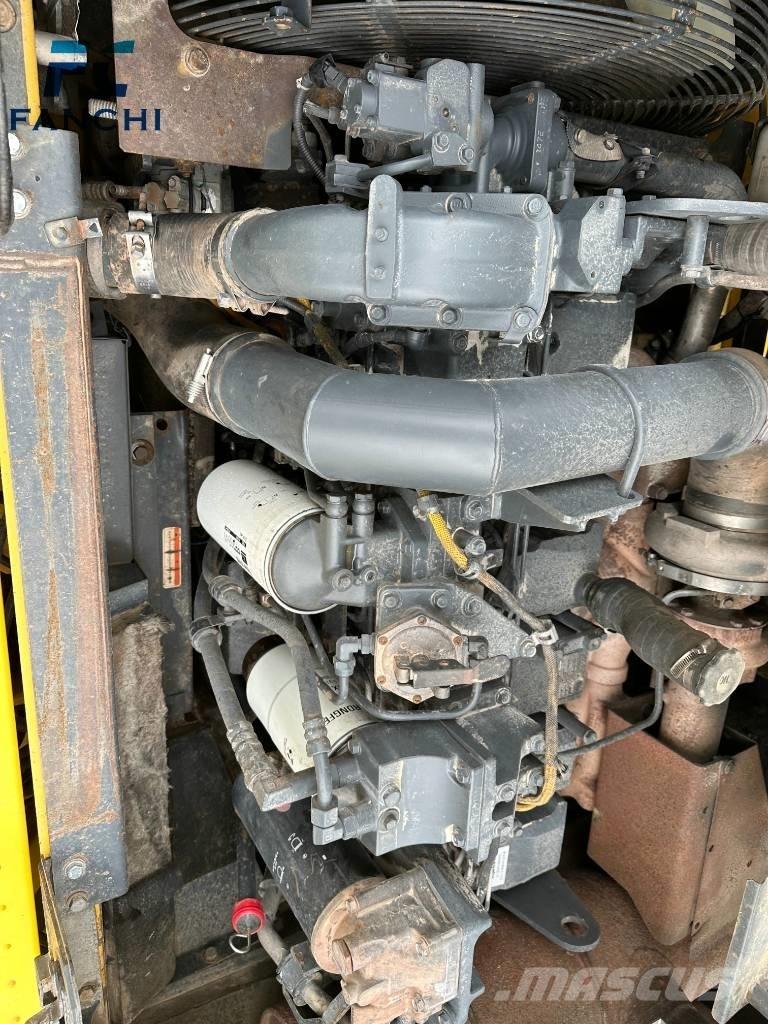 Komatsu PC 450-8 Верижен екскаватор
