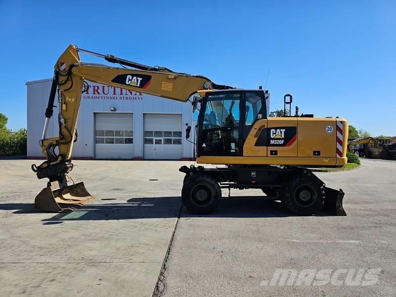 CAT M 320F Колесни екскаватори