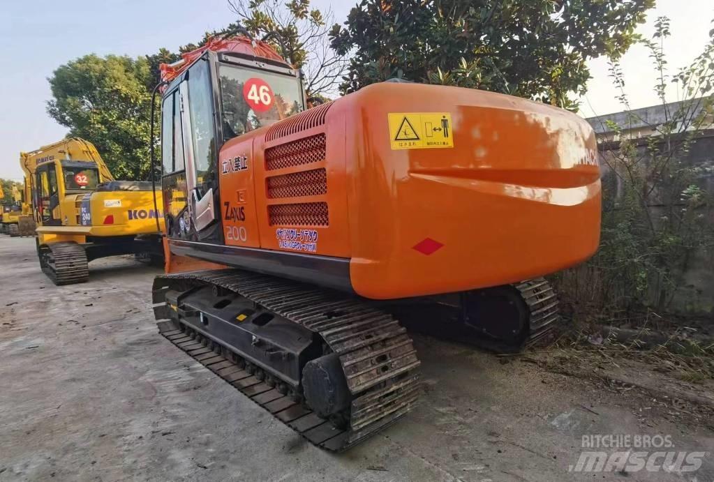 Hitachi ZX 200 Верижен екскаватор