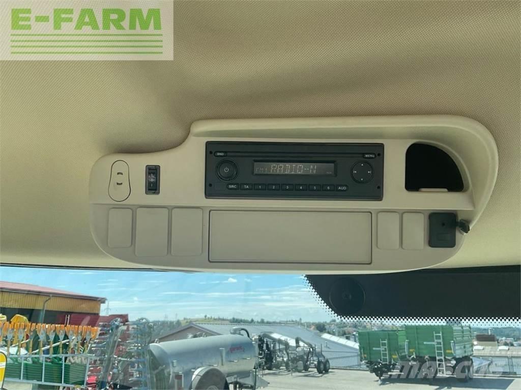 John Deere 6110R Трактори