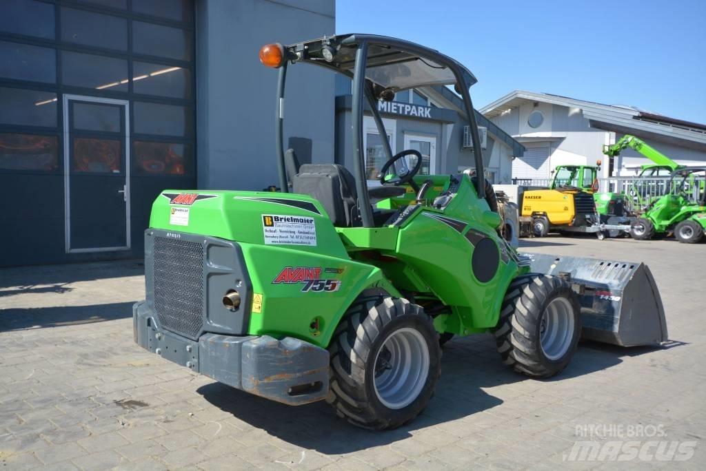 Avant 755 i Мини товарачи
