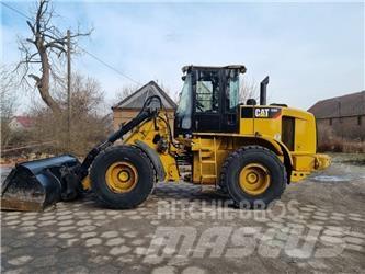 CAT 930 H Колесни товарачи