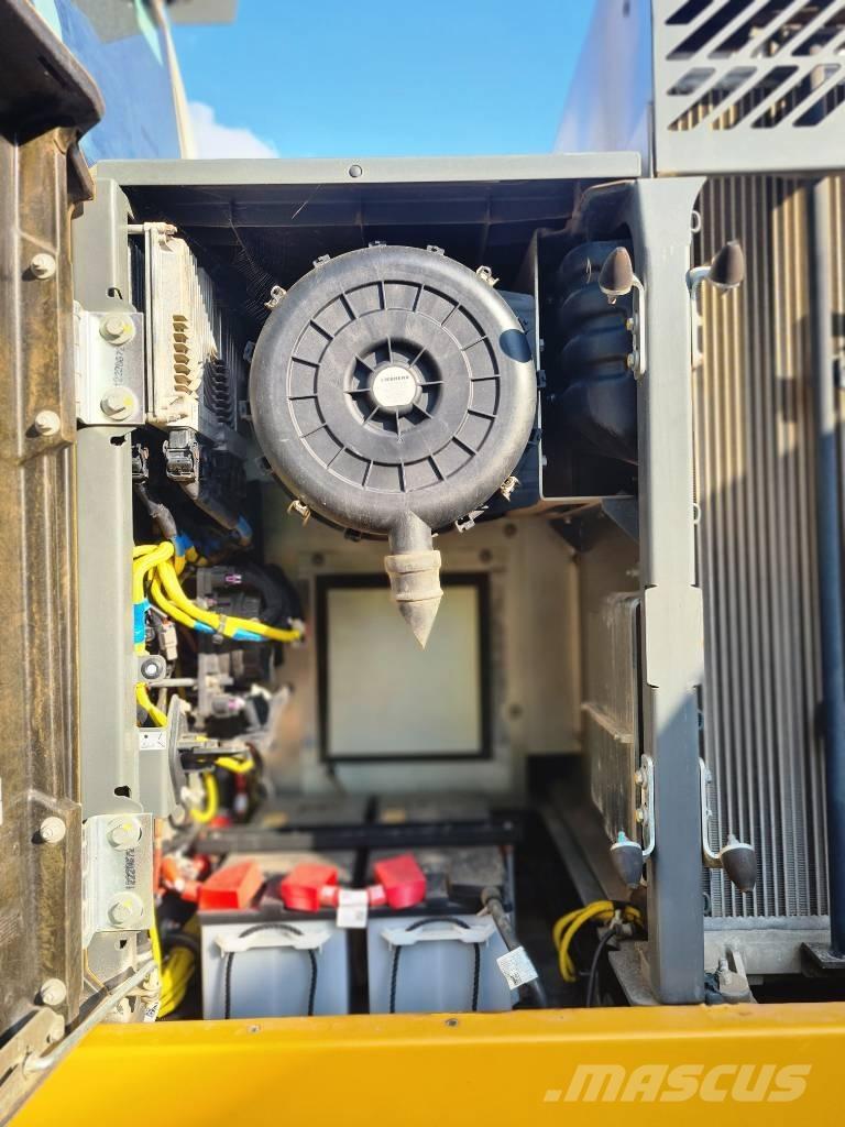 Liebherr R 930 LC Верижен екскаватор