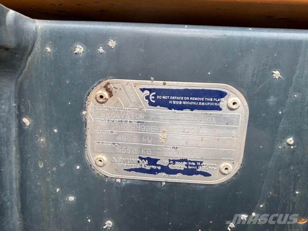 Hyundai R55W-9A Колесни екскаватори