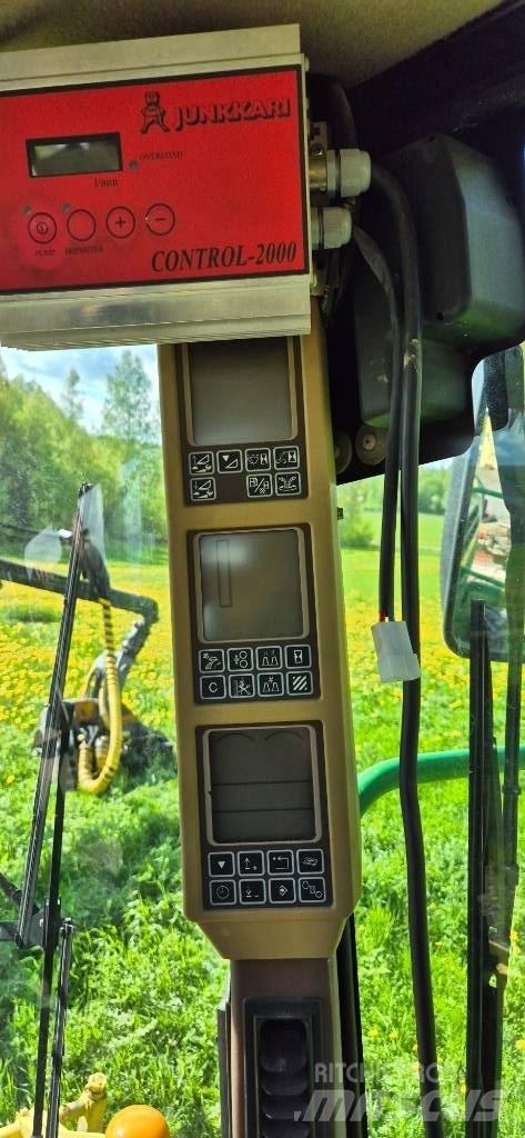 John Deere 7300 Самоходни фуражири