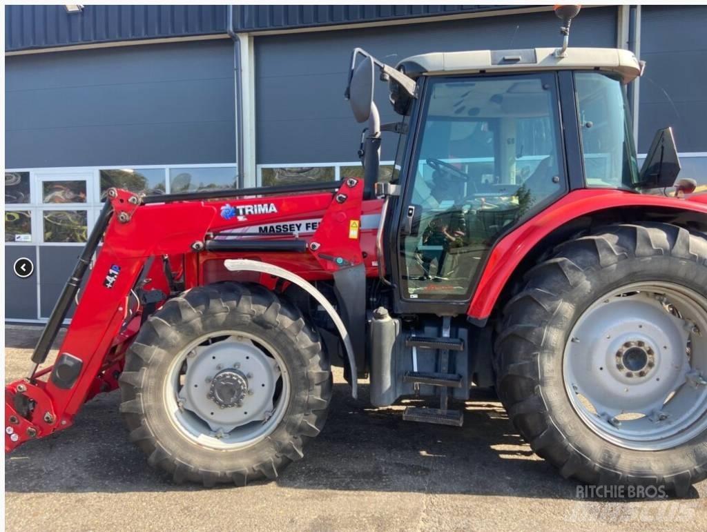 Massey Ferguson 5460 Трактори