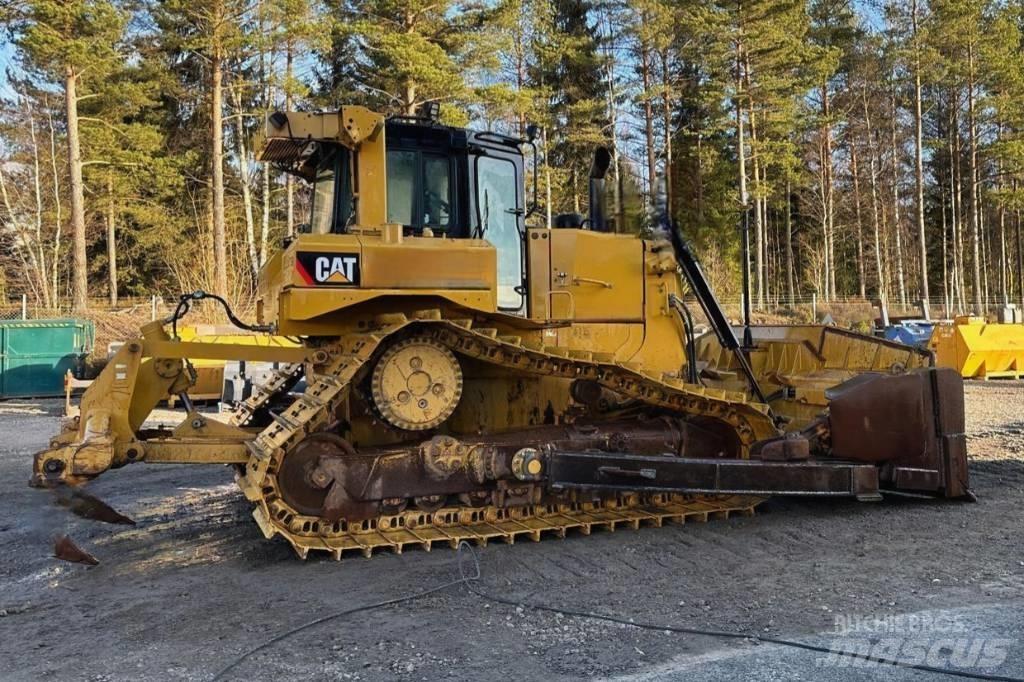 CAT D 6 T LGP Верижни булдозери
