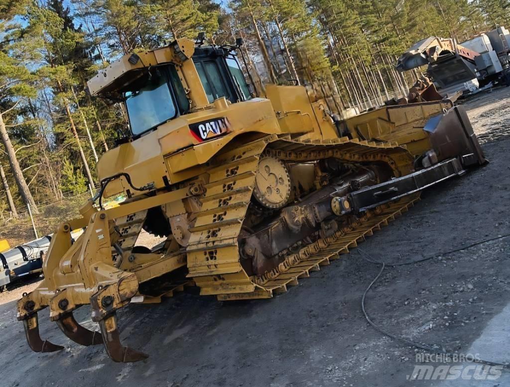 CAT D 6 T LGP Верижни булдозери

