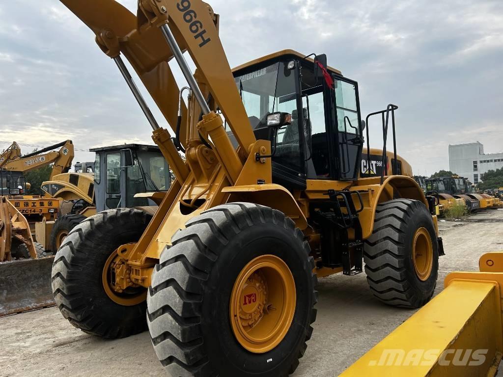 CAT 966H Колесни товарачи