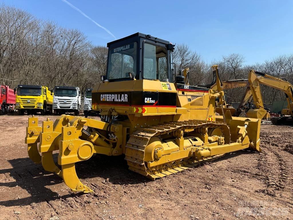 CAT D 6 G Верижни булдозери

