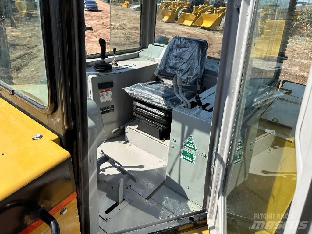 CAT D 6 G Верижни булдозери
