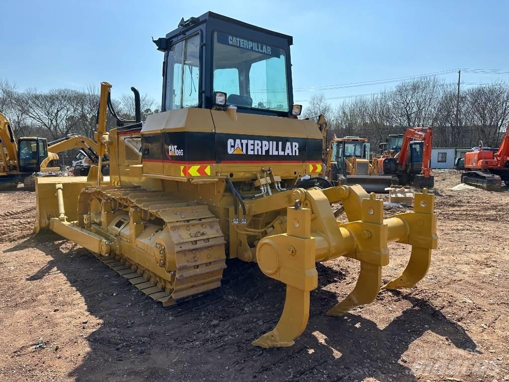 CAT D 6 G Верижни булдозери
