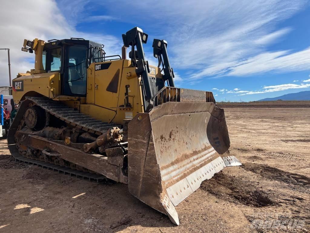 CAT D 8 T Верижни булдозери

