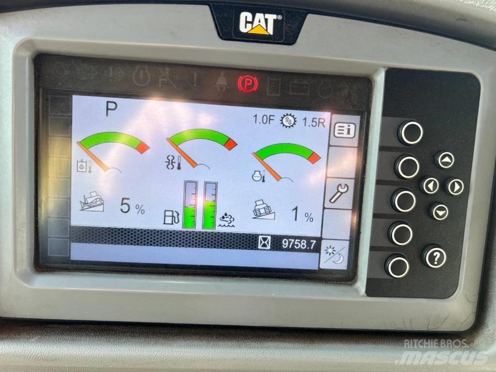 CAT D 8 T Верижни булдозери
