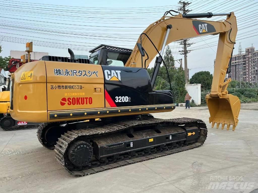 CAT 320 D Верижен екскаватор