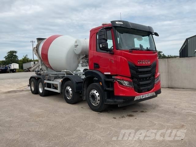 Iveco X-Way 420 Автобетоновози
