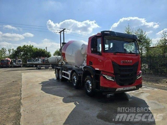 Iveco X-Way 420 Автобетоновози
