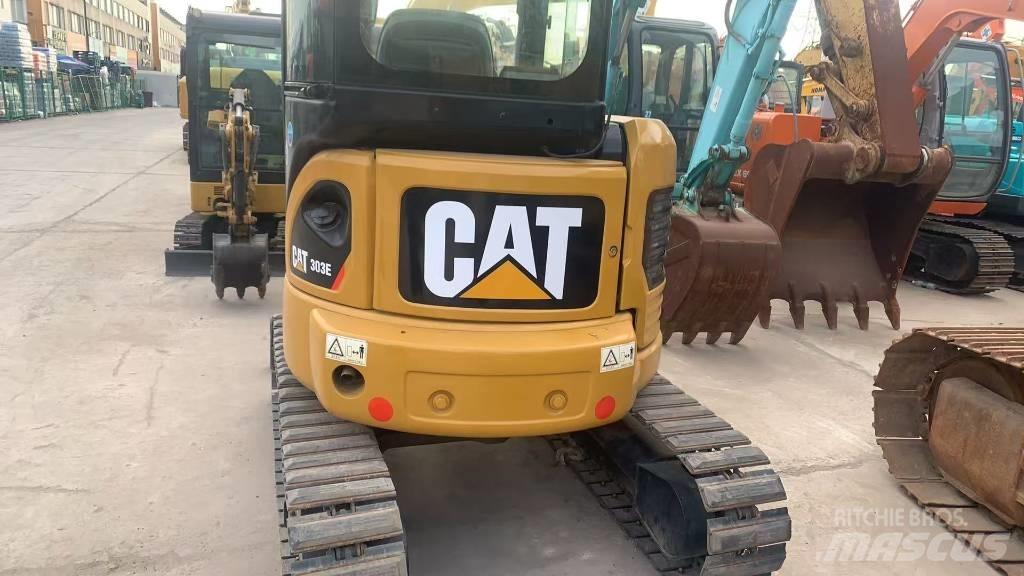 CAT 303 Верижен екскаватор