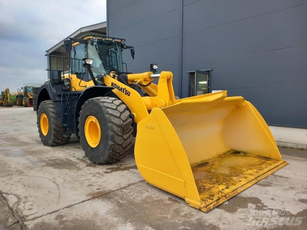 Komatsu WA480-8E0 Колесни товарачи
