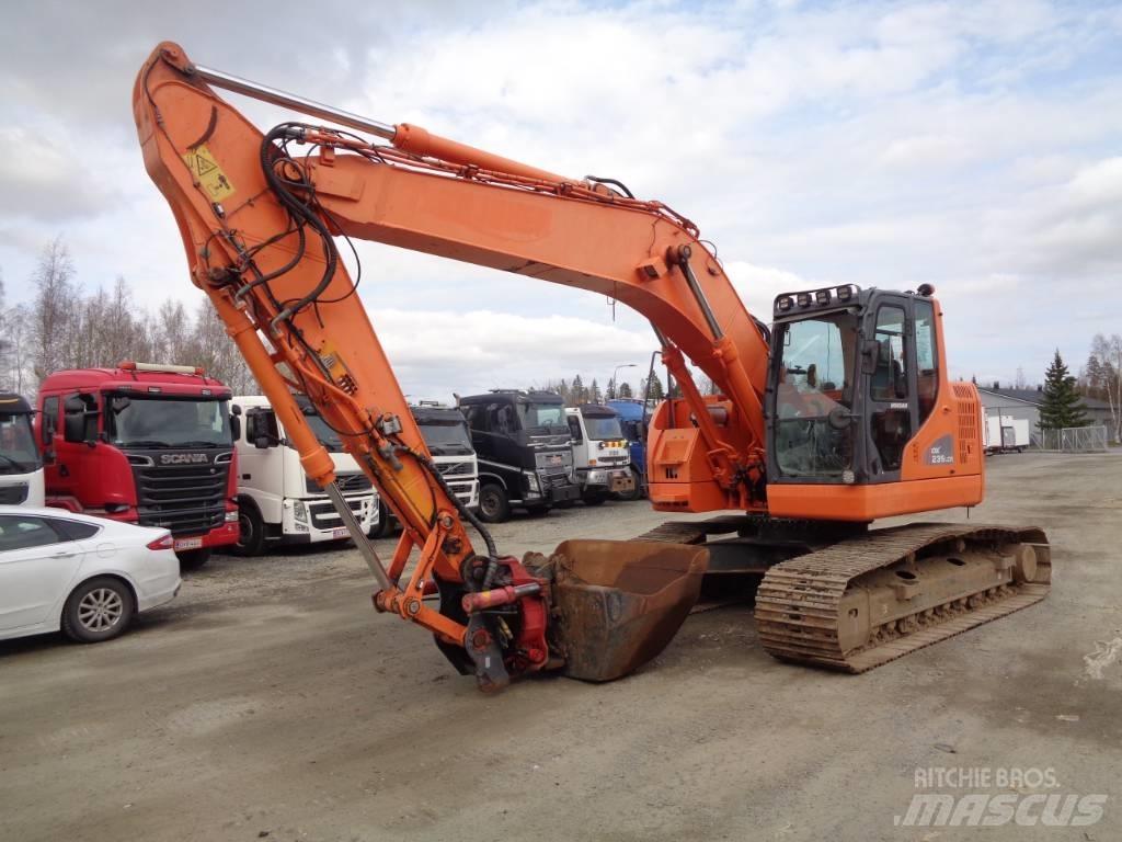 Doosan 235 LCR Верижен екскаватор