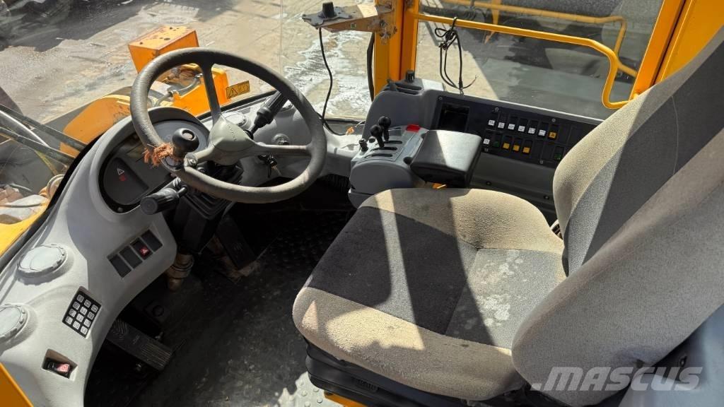 Volvo L 180 E Колесни товарачи