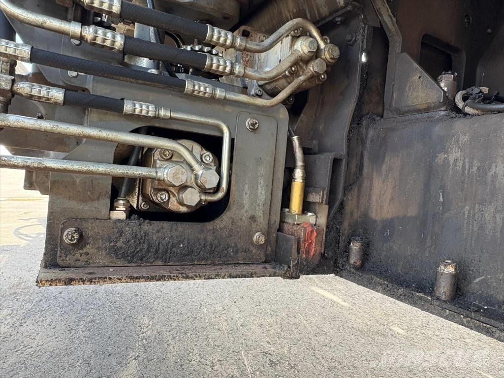 Vögele SUPER 1900-3i Машини за асфалт