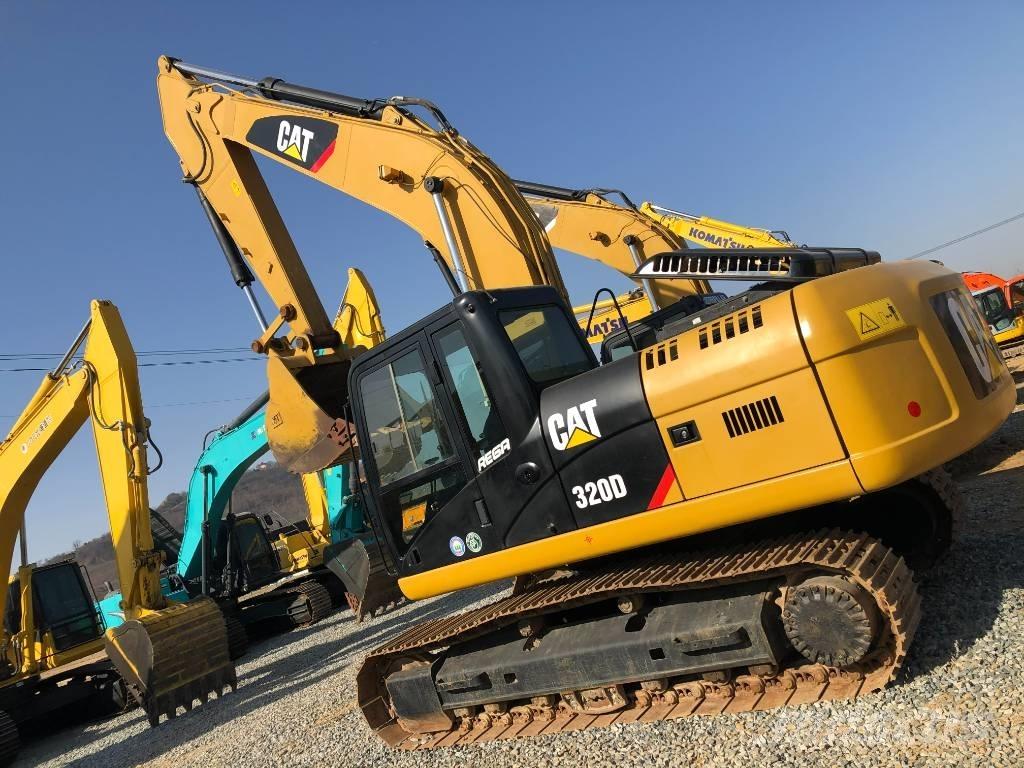 CAT 320 D Верижен екскаватор