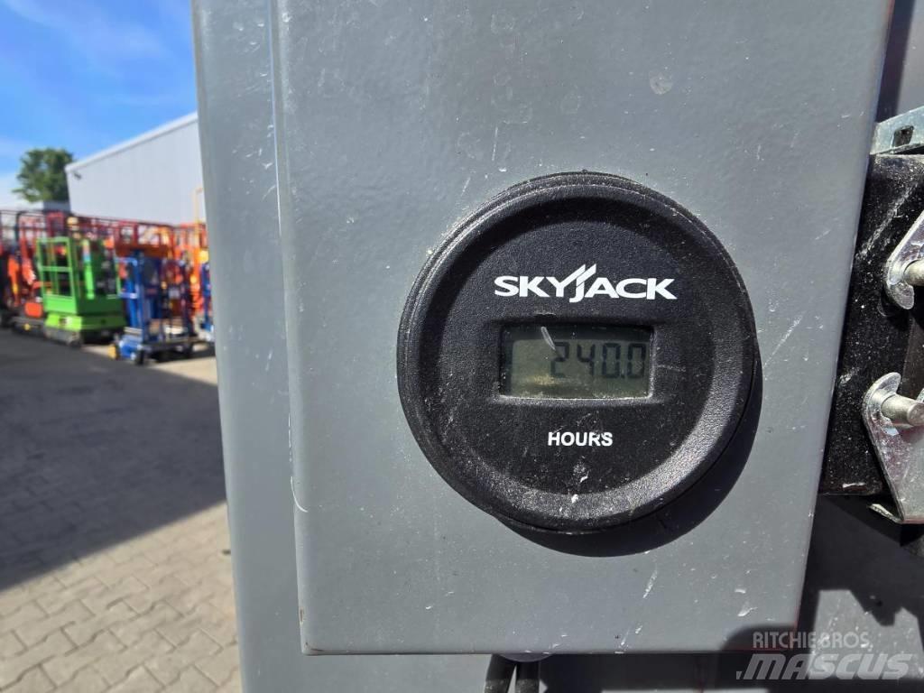 SkyJack SJ 16 Вертикални мачтови повдигачи
