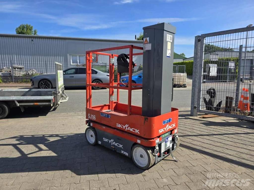 SkyJack SJ 16 Вертикални мачтови повдигачи
