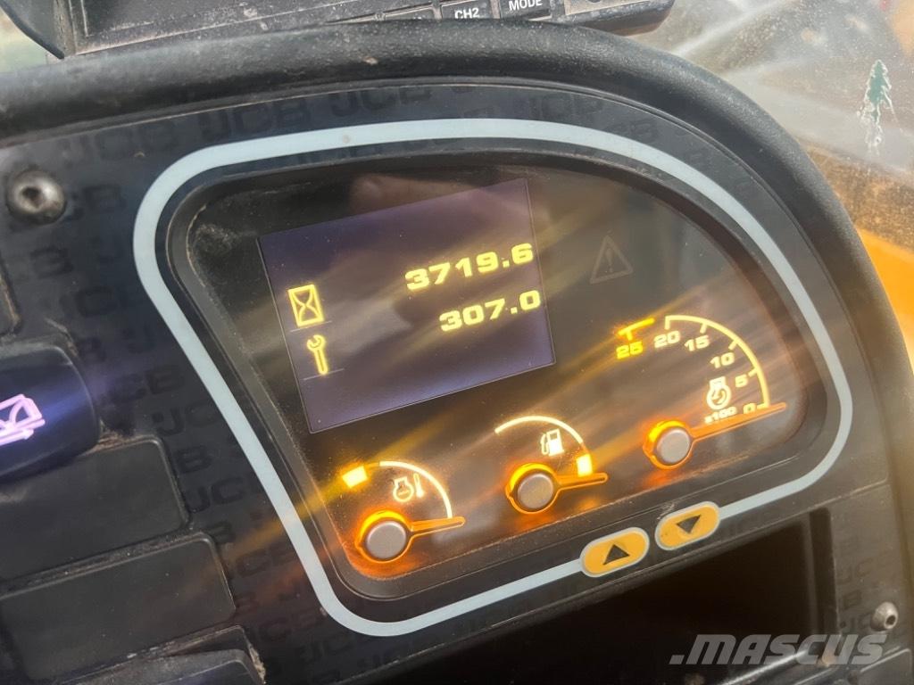 JCB 535-140 Телескопични товарачи