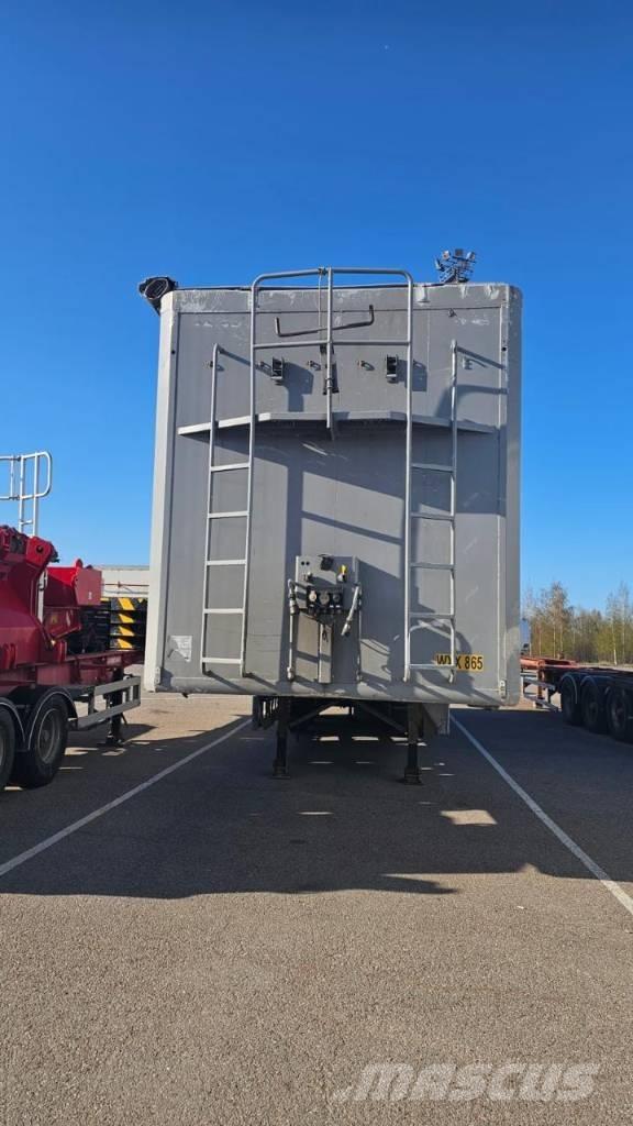 Kraker CF-200 Полуремаркета с подвижен под
