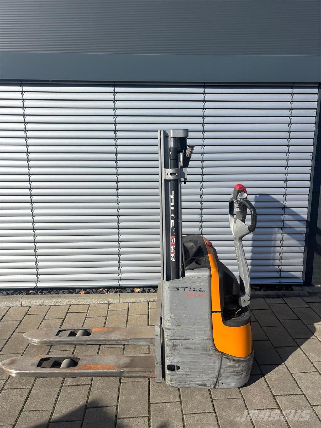 Still EXV12 Самоходни товарачи