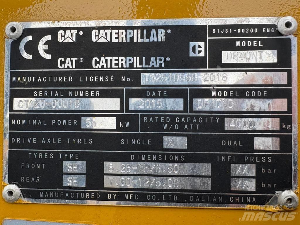CAT DP40NT Дизелови камиони