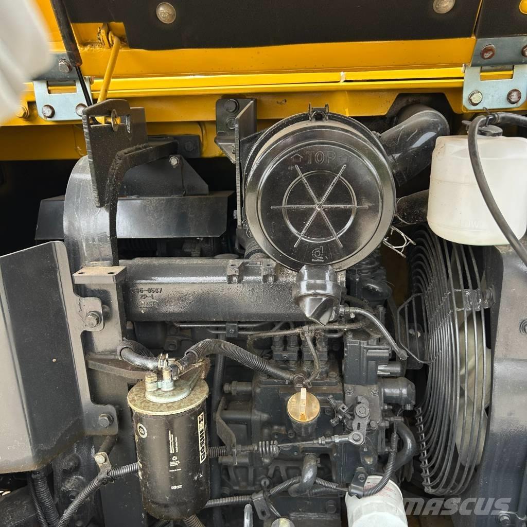 Komatsu 56-7 Верижен екскаватор