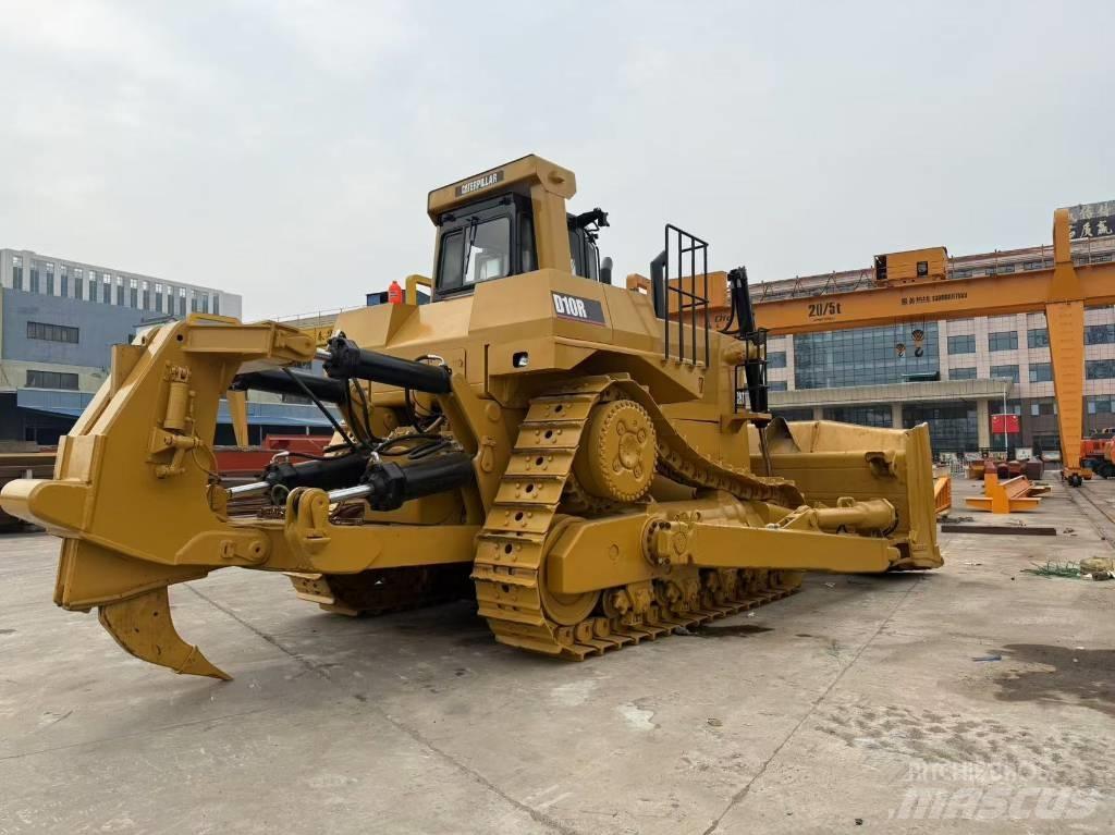 CAT D 10 R Верижни булдозери

