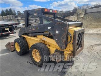 New Holland LS 190 Мини товарачи
