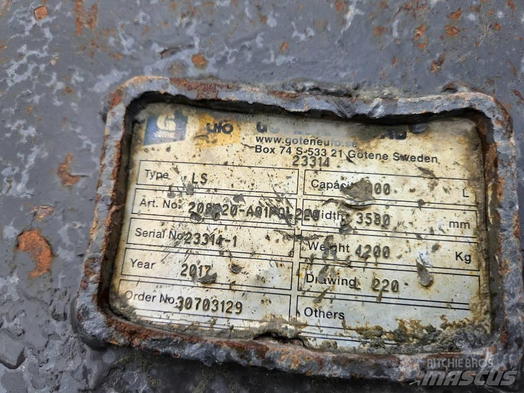 Volvo L 220 H Колесни товарачи