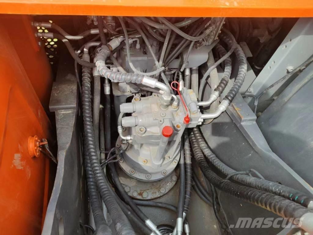 Hitachi ZX200 Верижен екскаватор