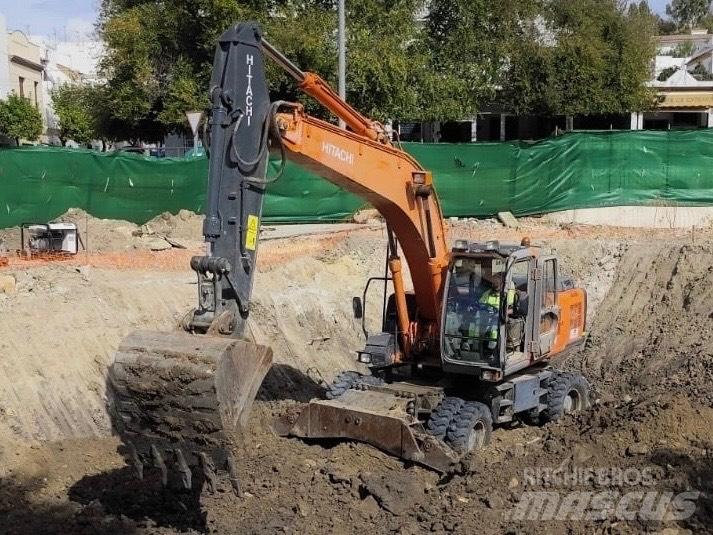 Hitachi ZX 210 W Колесни екскаватори