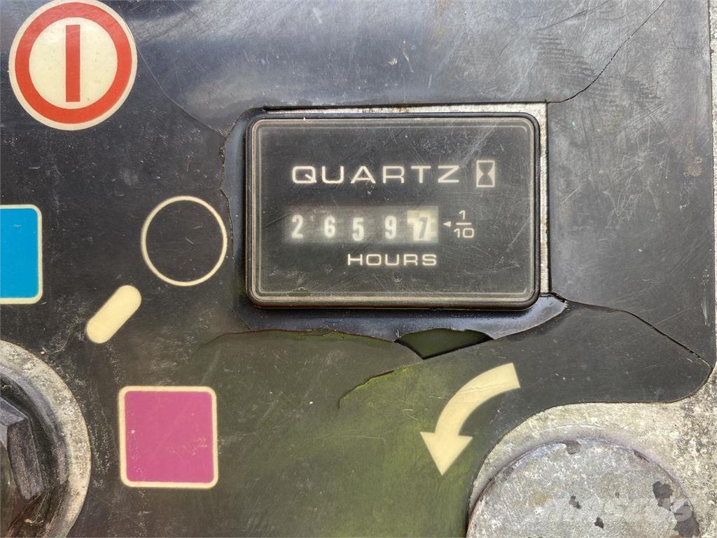 JLG 1250AJP Съчленени стрелови подемници