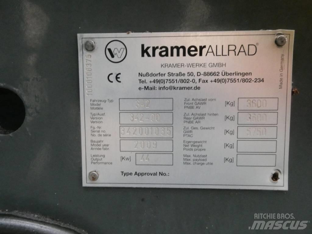 Kramer 380 Колесни товарачи