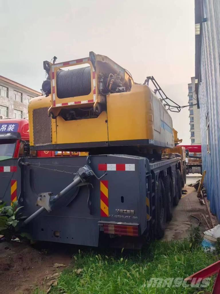 XCMG XCA300 Всъдеходни кранове