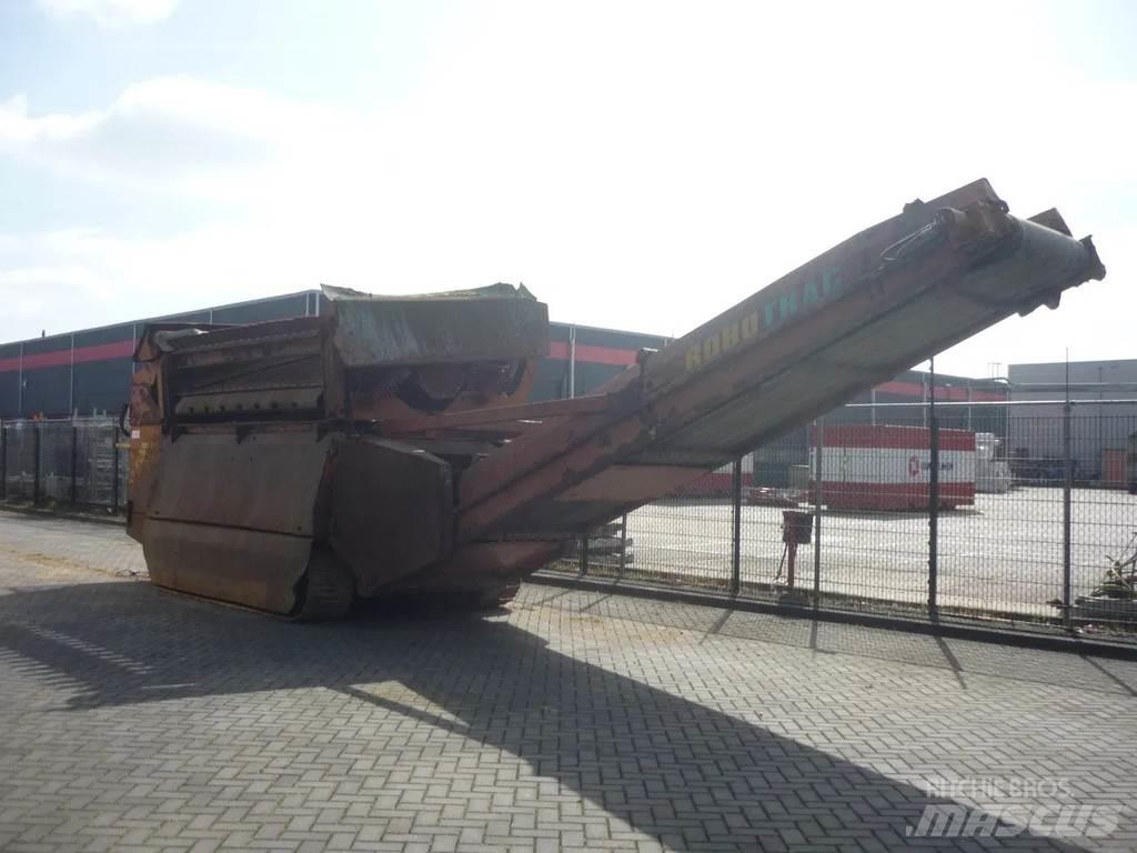 Extec Robotrac Мобилни скрийнери
