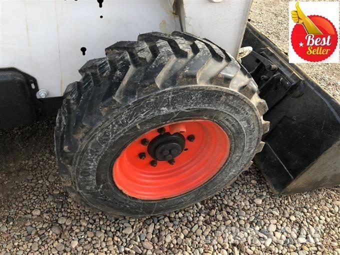 Bobcat S 300 Мини товарачи
