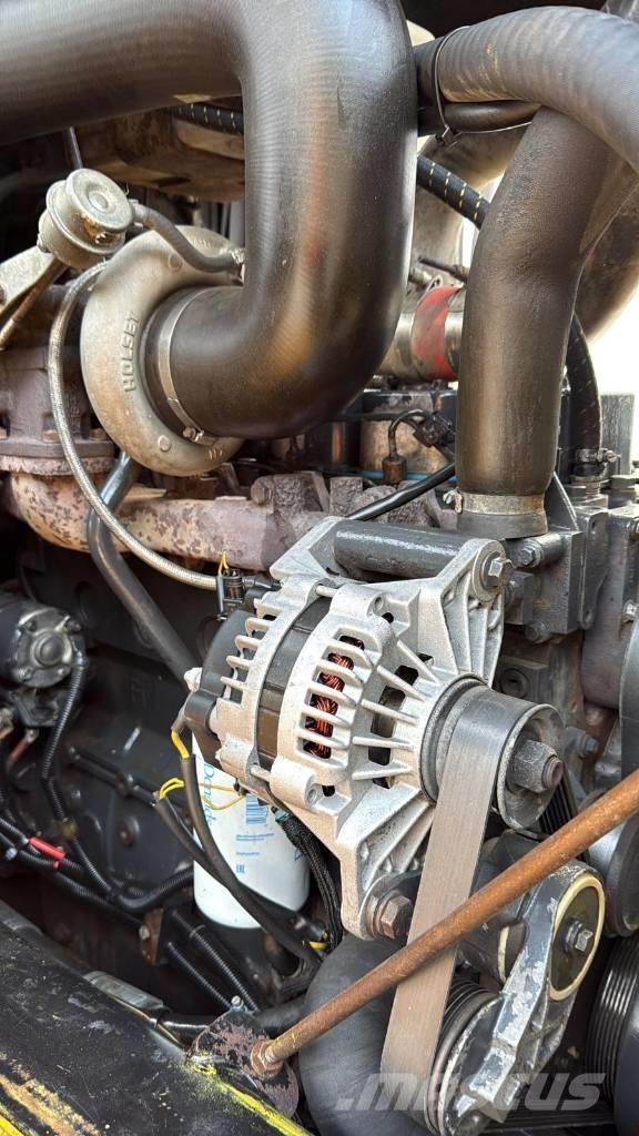 JCB 718 Дъмпери/моторни превозни средства